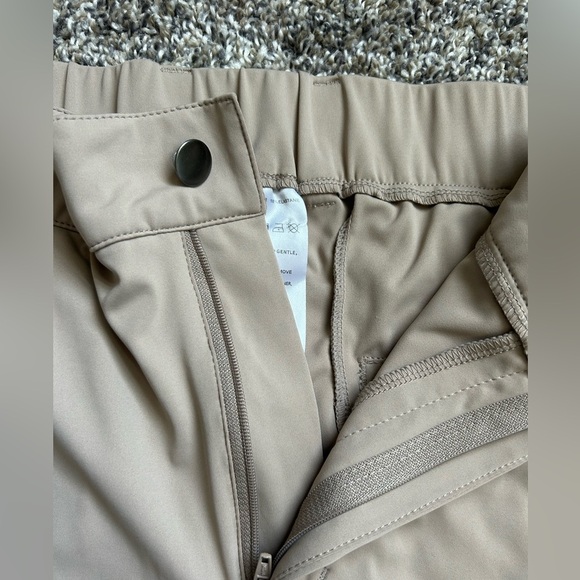 5/$25 Khaki men’s soft to the touch dress pants size XL no known brand - Picture 4 of 10
